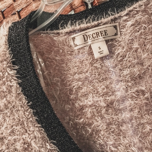 Light Pink Fuzzy Crop Cardigan - Picture 4 of 4